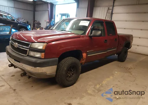2005 Chevrolet Silverado 2500Hd Ls из США, поврежденный, VIN 1GCHK23UX5F856773